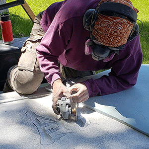 west paifang entrance engraver